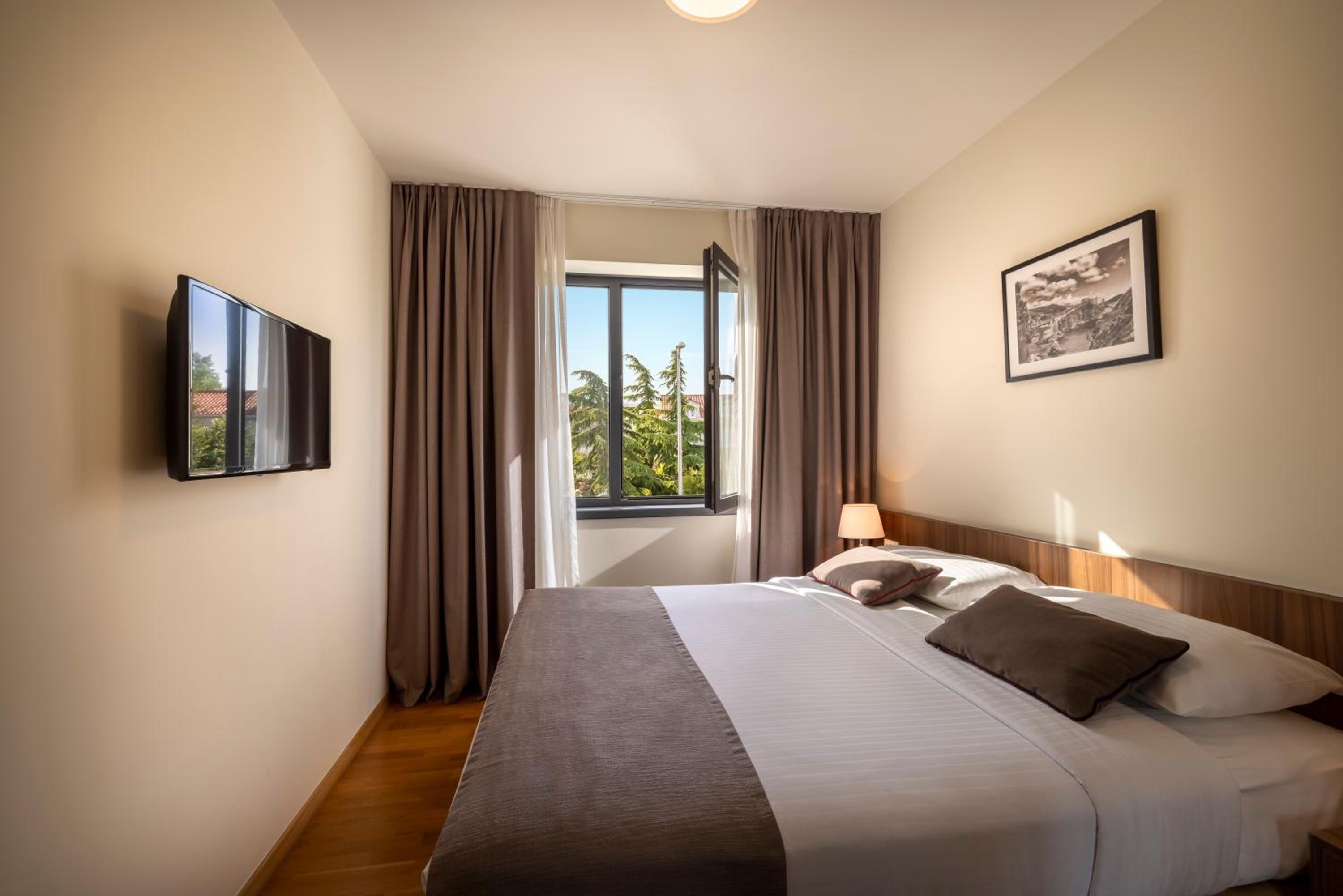 Фото Maistra Select Srebreno Premium Apartments