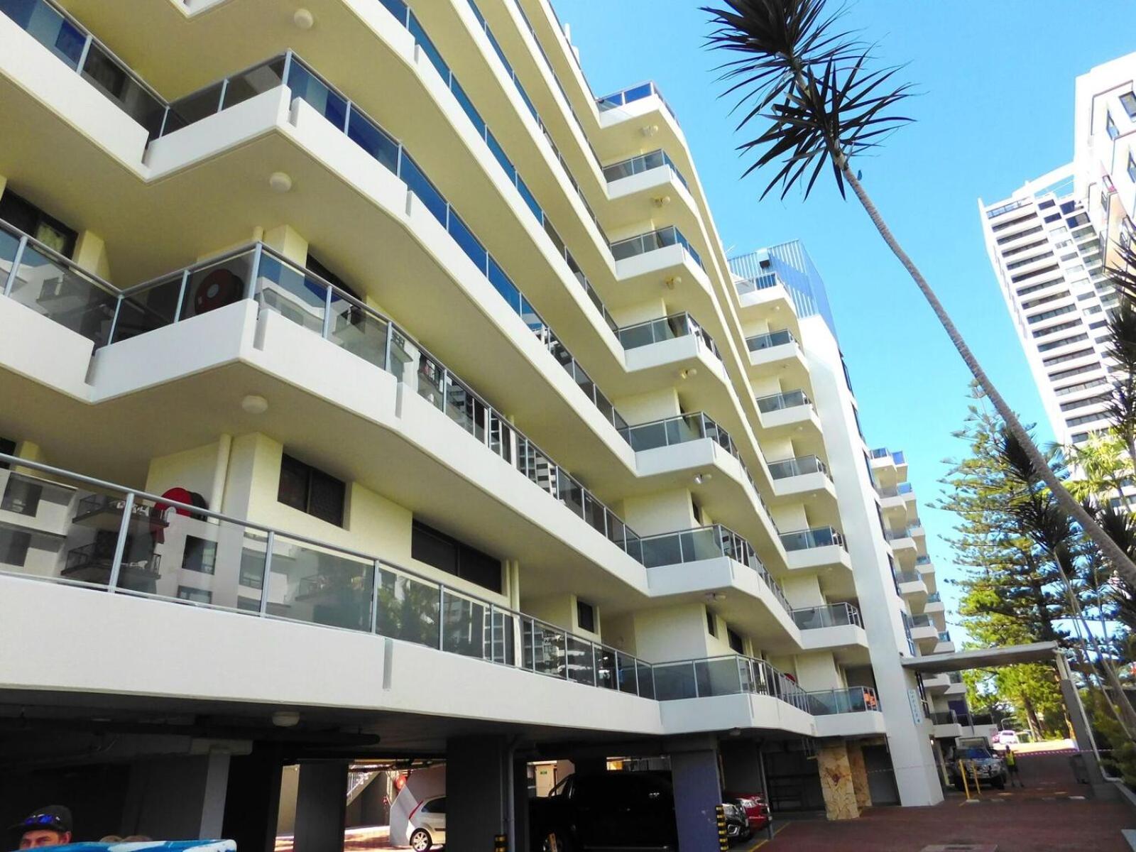 Фото Broadbeach Travel Inn Apartments