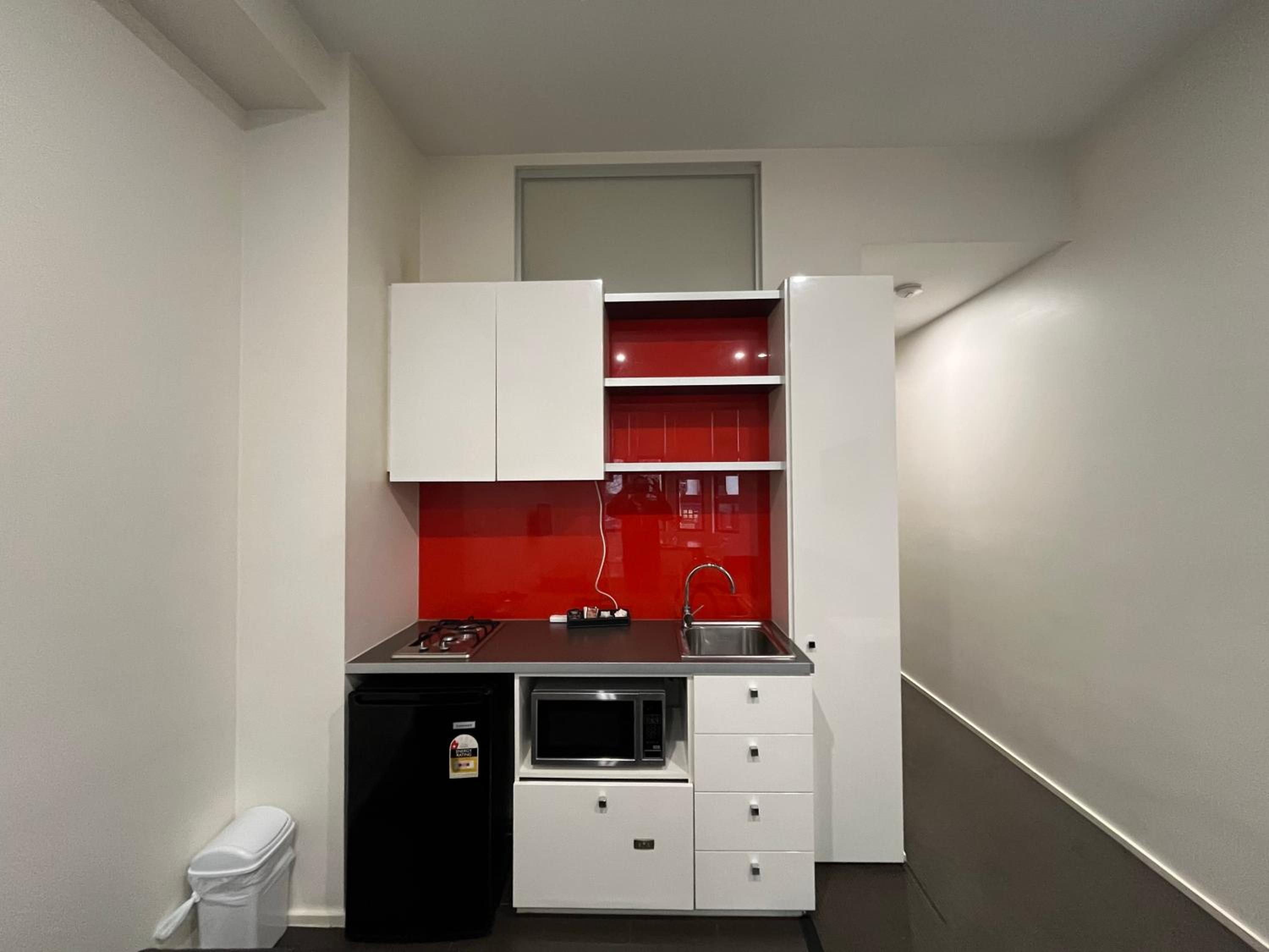 Фото City Edge on Elizabeth