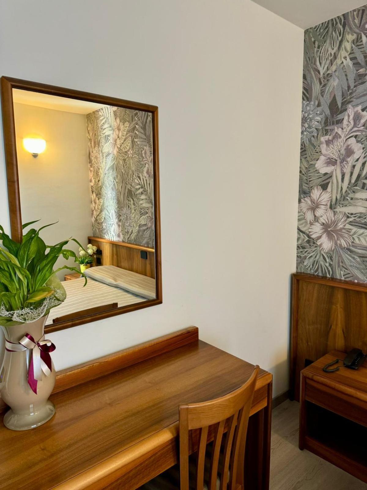 Фото Hotel Continental
