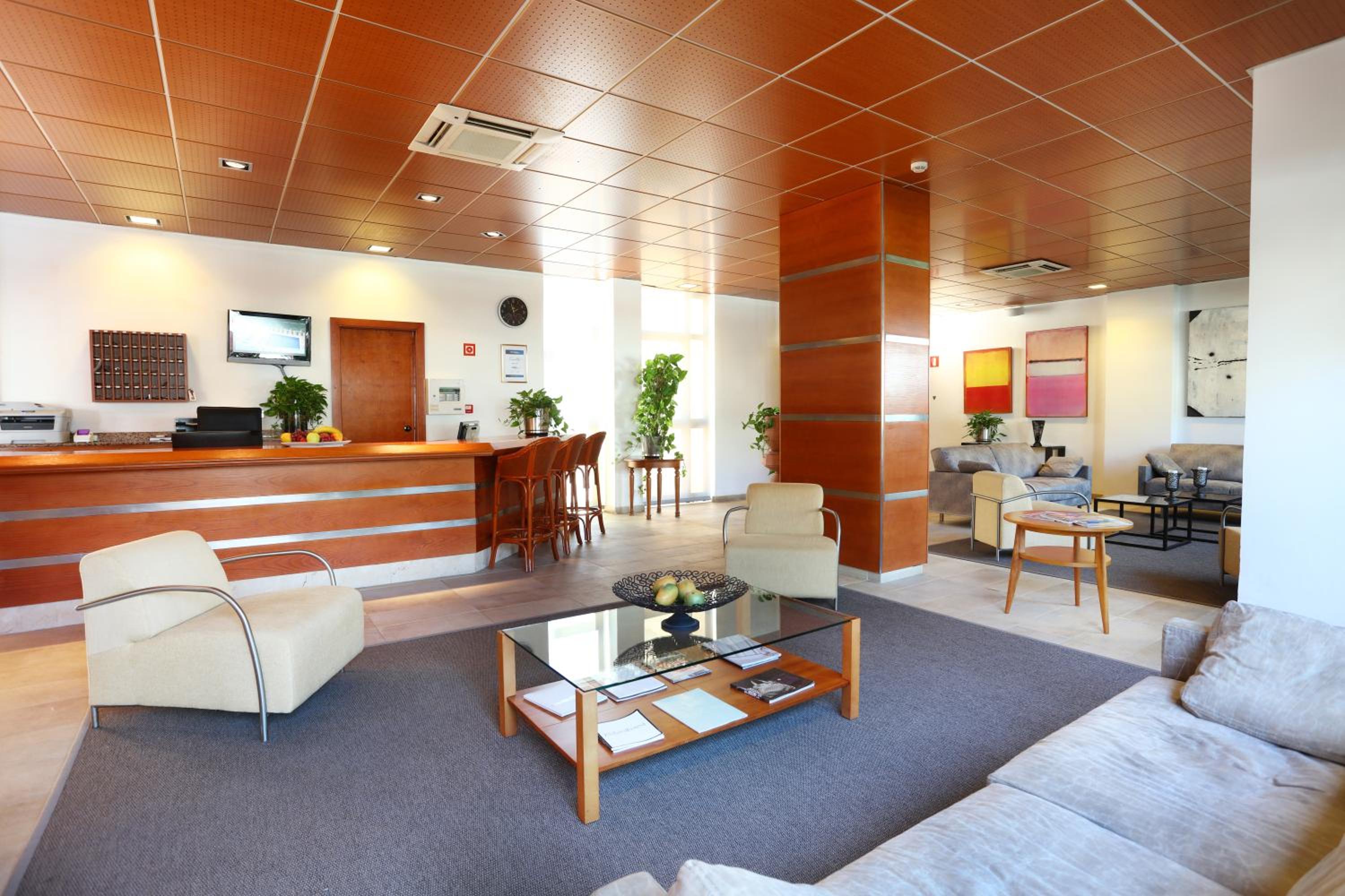 Фото Apartamentos Jade