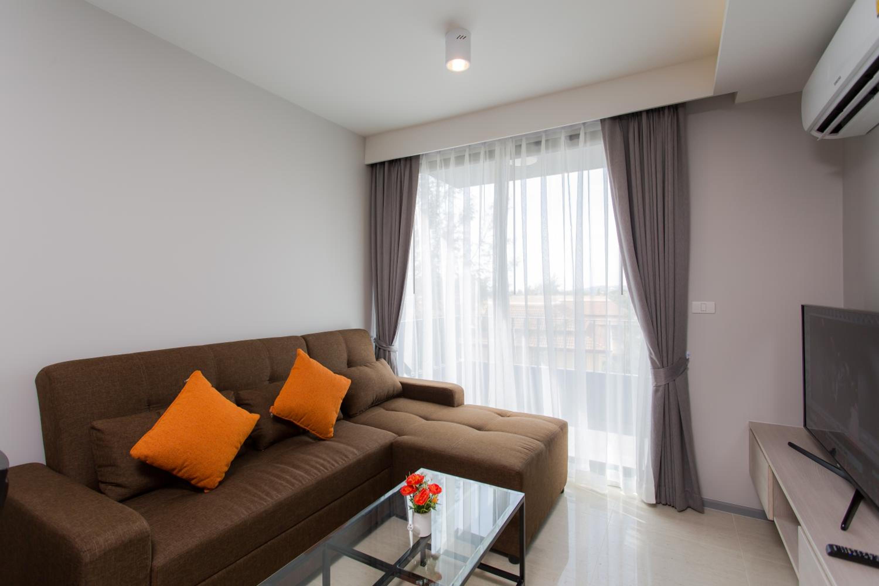 Фото 6th Avenue Surin Beach