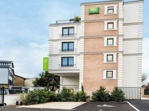 Гостиница Ibis Styles Clamart Gare Grand Paris в Кламаре