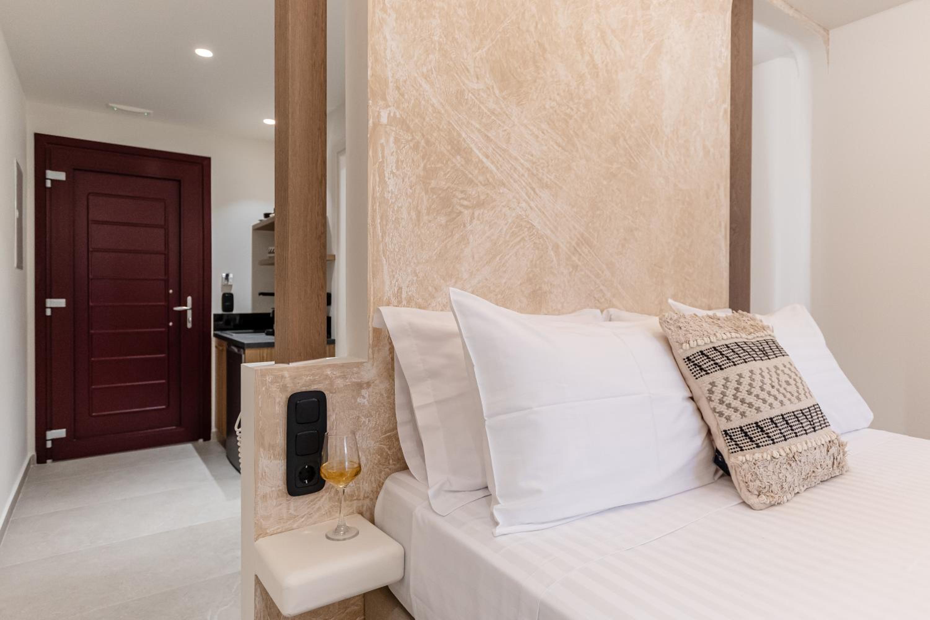 Фото Perla Hotel