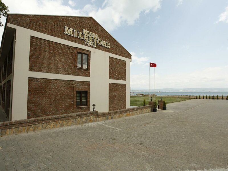 Гостиница Hotel Milestone 1915 в Гелиболу
