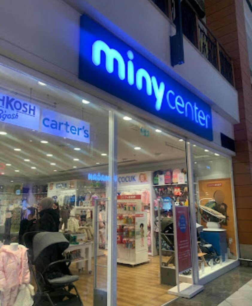 Children's clothing store Minycenter, Istanbul, photo