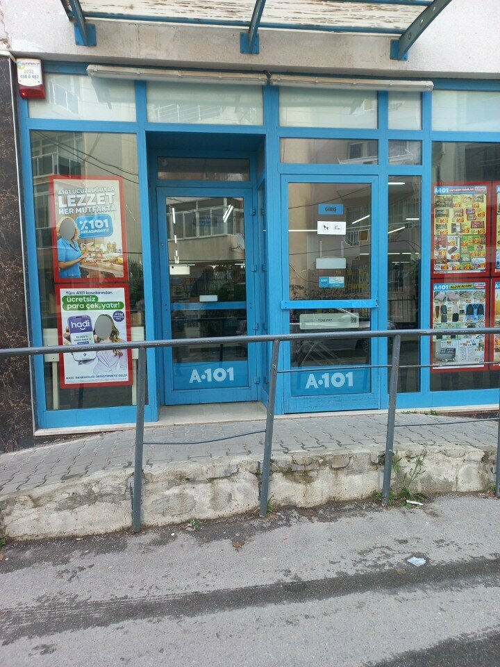 Supermarket A 101, Izmir, photo