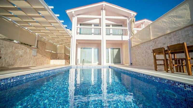 Гостиница Lucida Villas - Kalkan Town - 1&2 Bedroom Villas в Калкане
