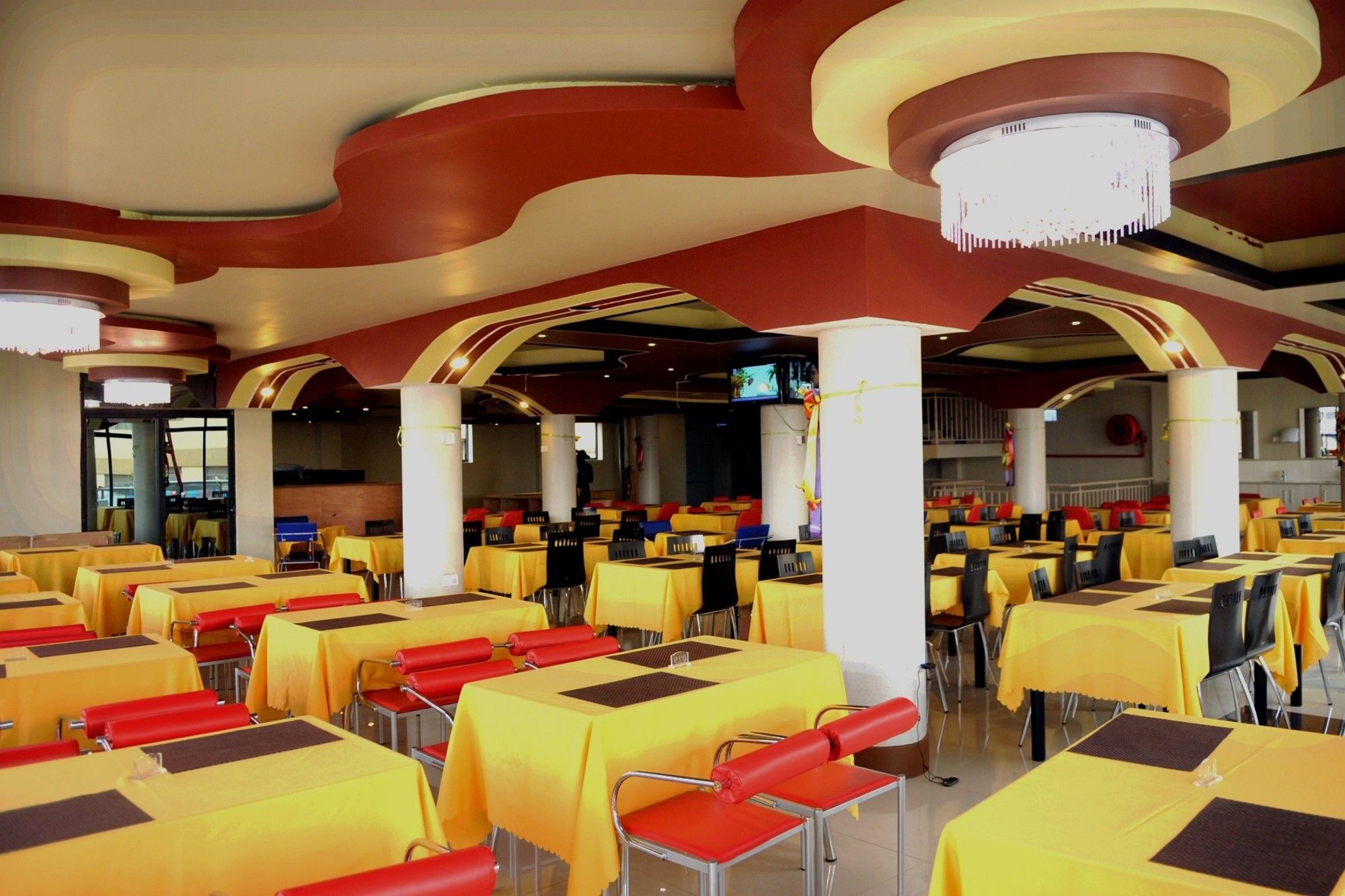 Фото Ravens Hotel