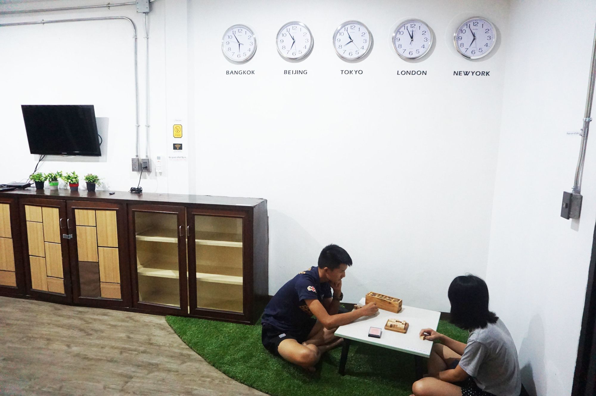 Фото Feel Good Bangkok Hostel