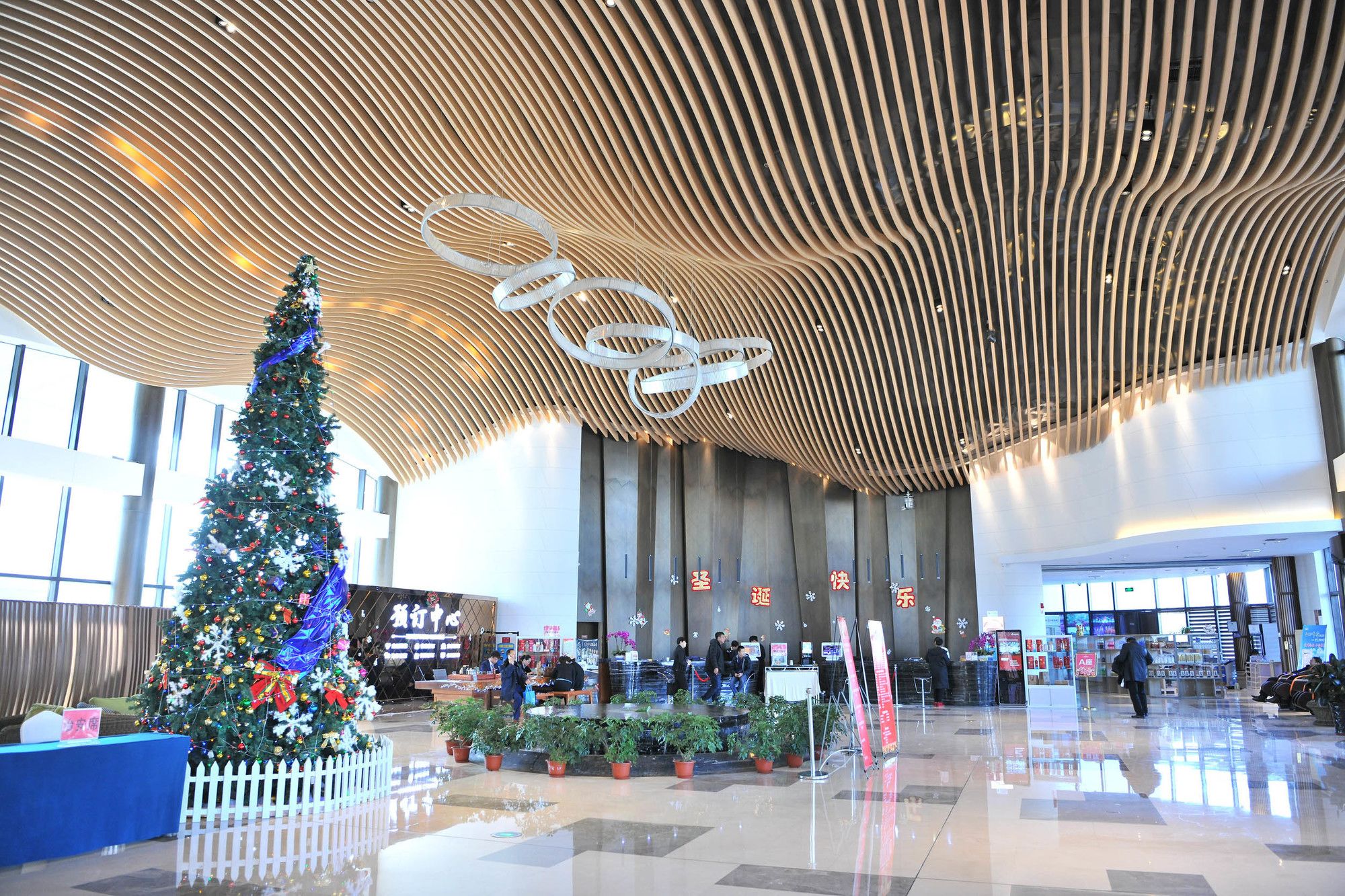 Фото Qinhuangdao Btg Jinglun Hotel