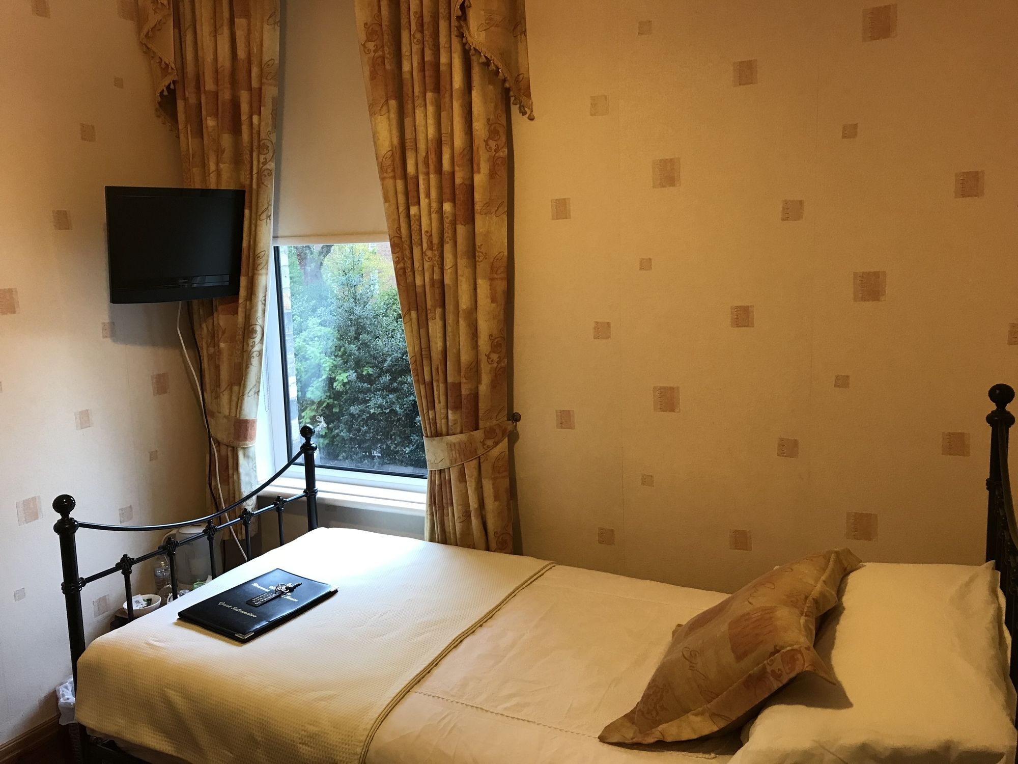 Фото Bowman's Guesthouse