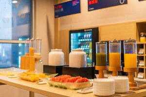 Гостиница Holiday Inn Express Hangzhou Westlake East