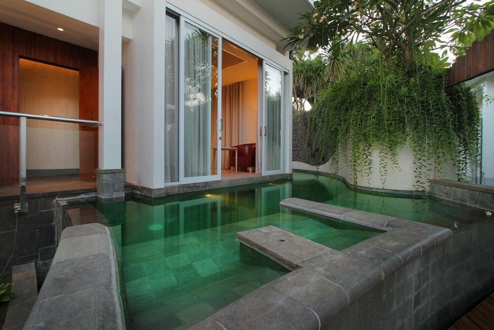Фото Taman Mesari Luxury Villas-Seminyak