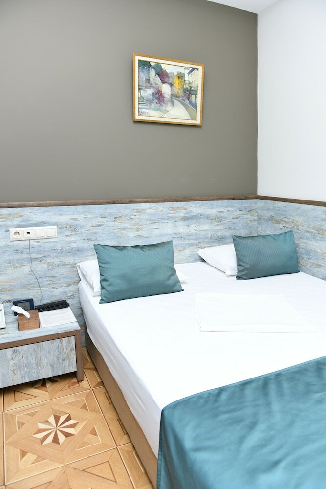 Фото Yerevan Boutique Hotel