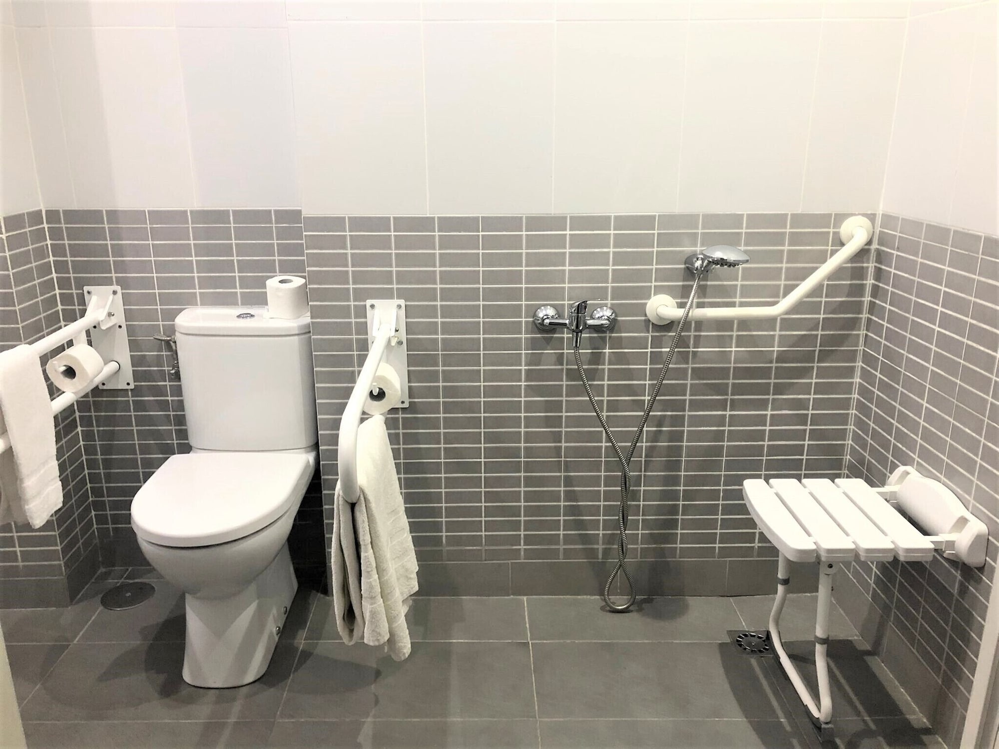 Фото 120900225462