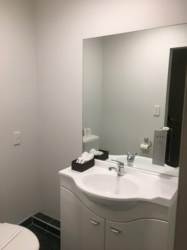 Фото Quest Atrium Serviced Apartments