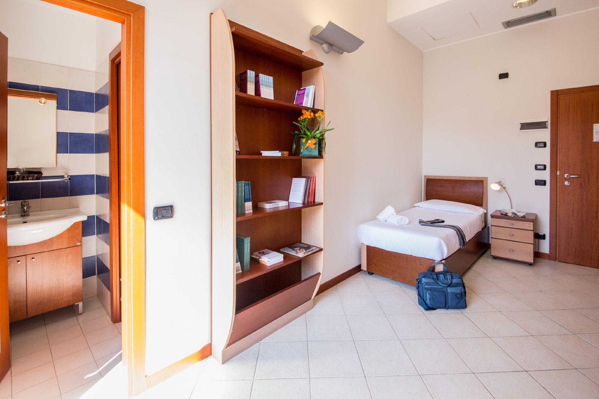 Фото Camplus Guest Catania