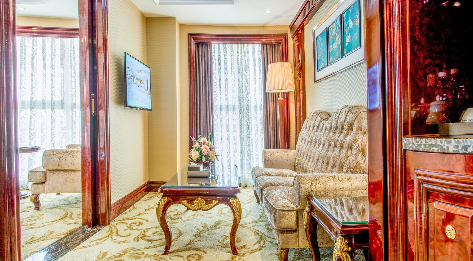 Фото Yueda Financial City International