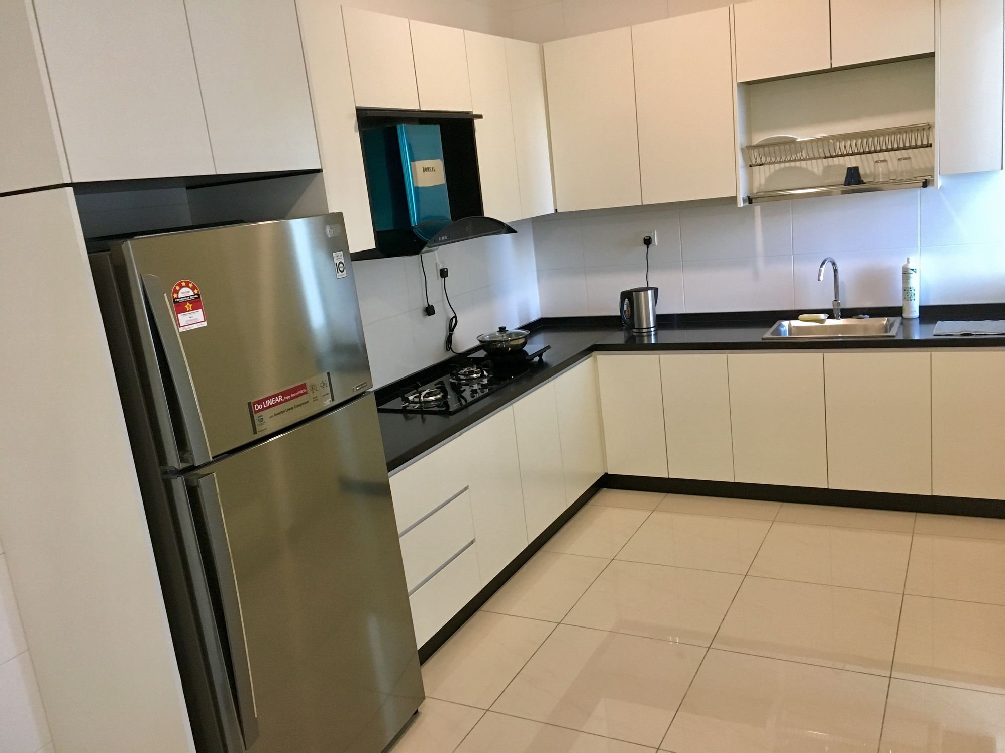 Фото Pinnacle Tower