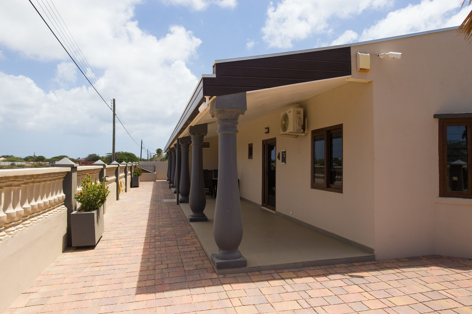 Фото Bubali Luxury Apartments - Adults Only - Wheelchair Friendly