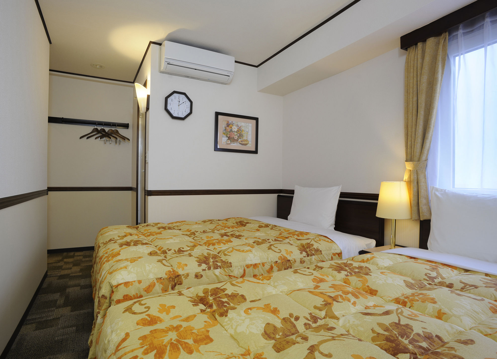 Фото Toyoko Inn Nagasaki Ekimae