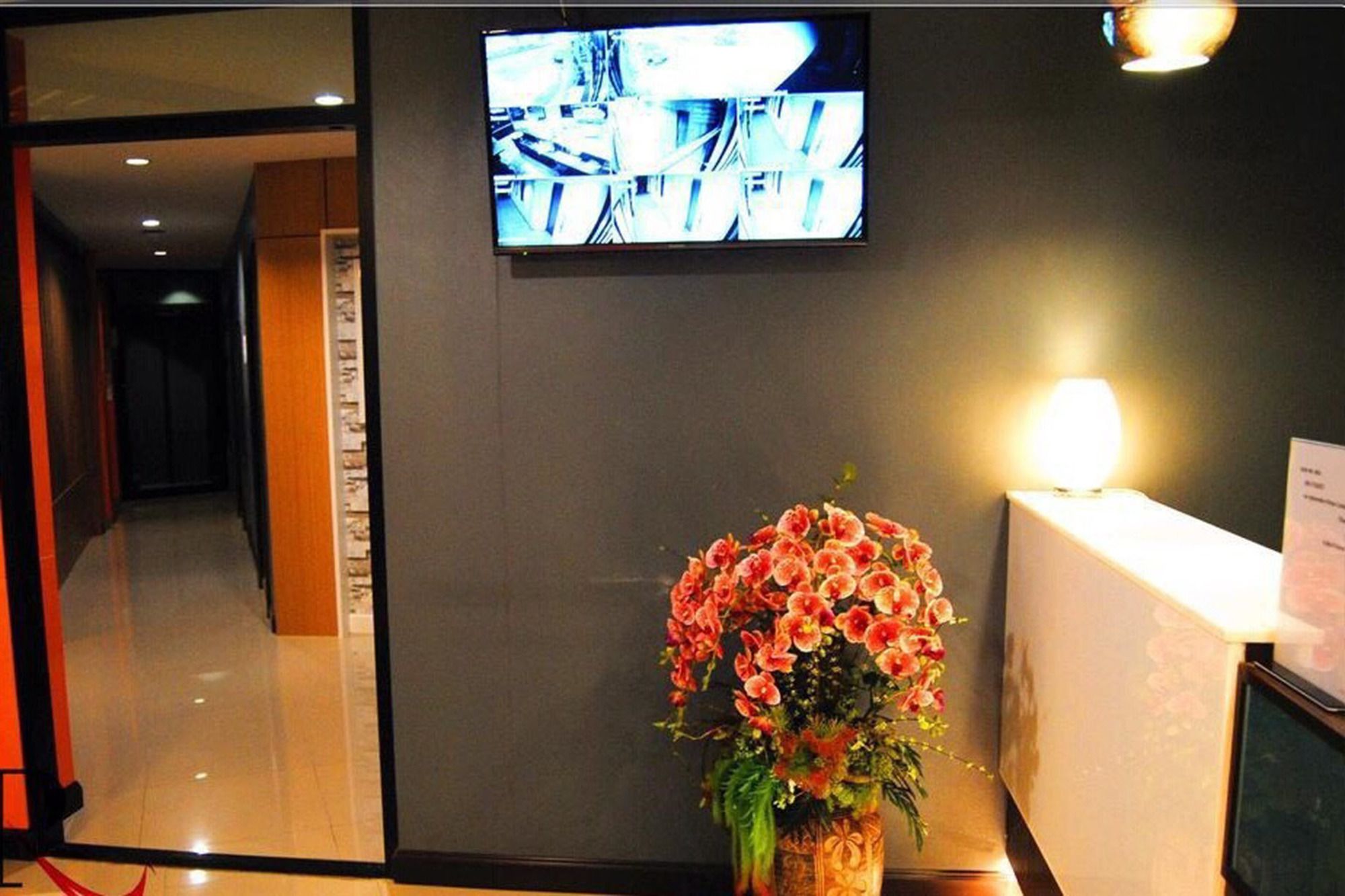 Фото Uplus Uhome Hotel