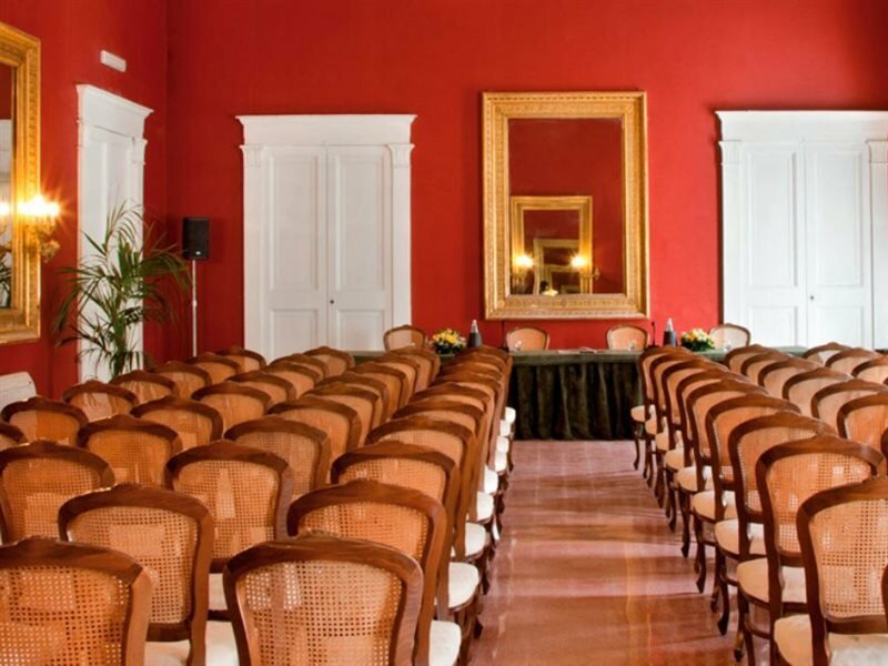 Фото Napolit'amo Hotel Principe