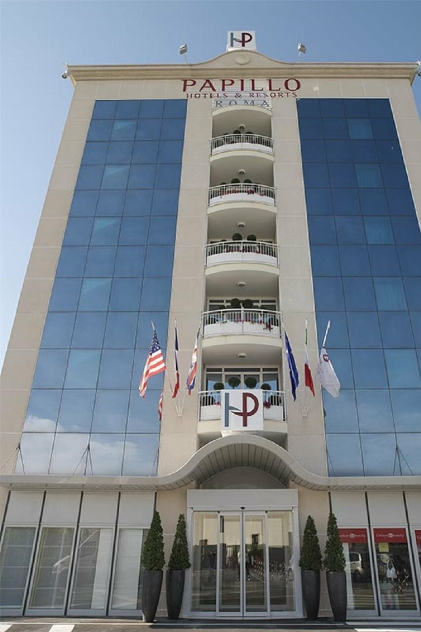 Фото отеля 1