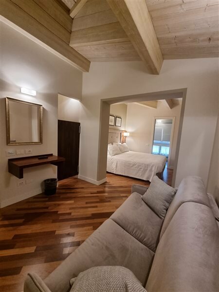 Фото Hotel Embassy