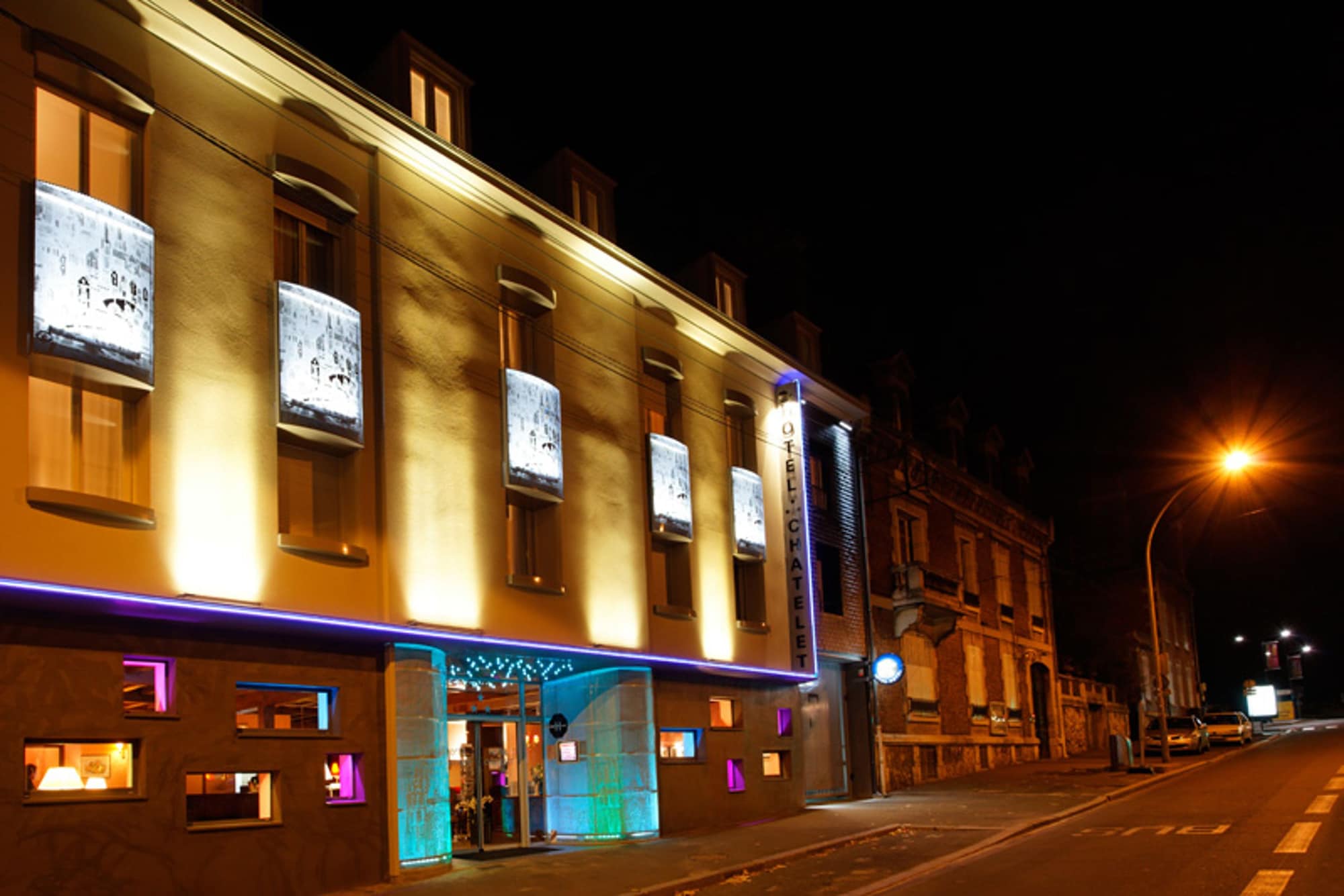 Фото Campanile Chartres Centre - Gare - Cathédrale