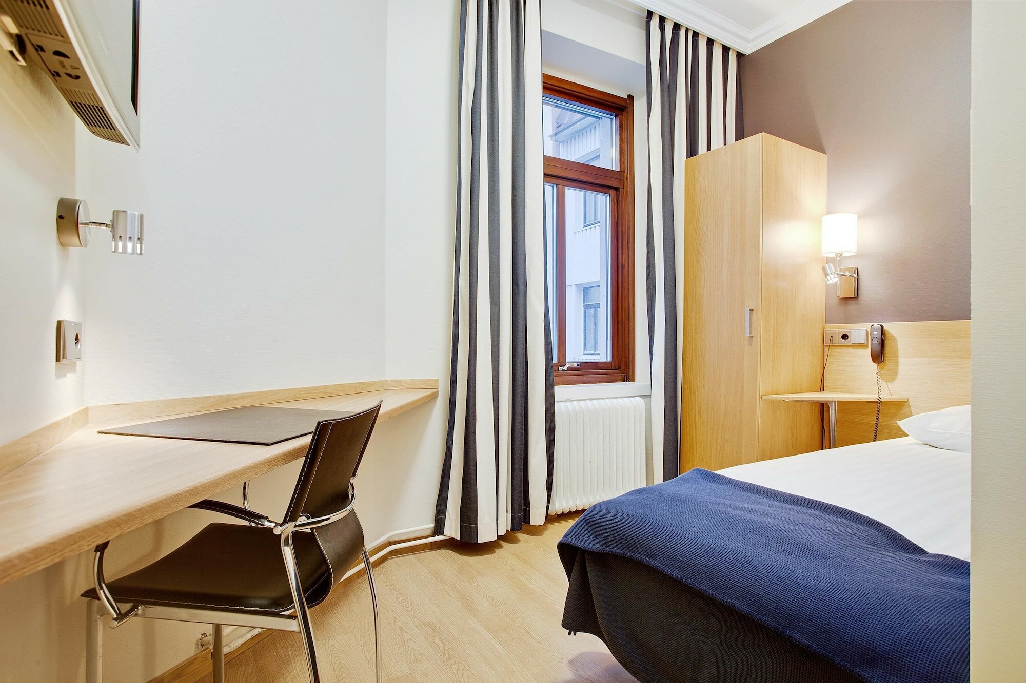 Фото Sure Hotel by Best Western Center