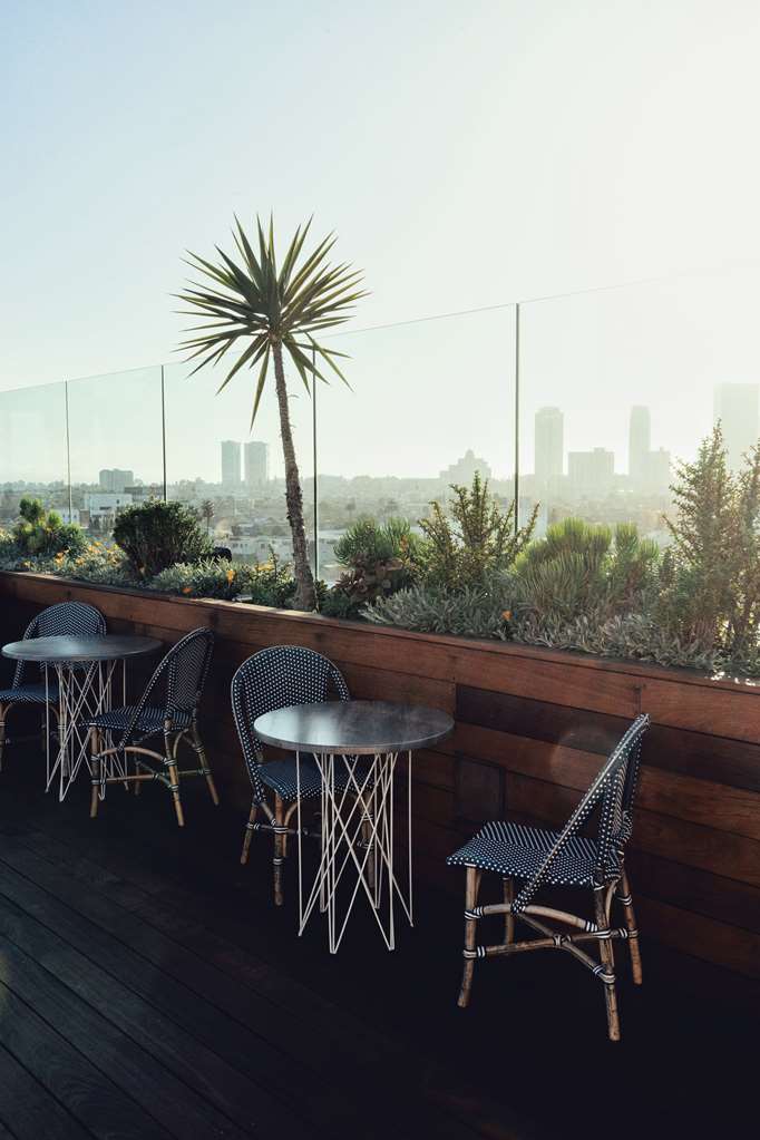 Фото Sixty Beverly Hills