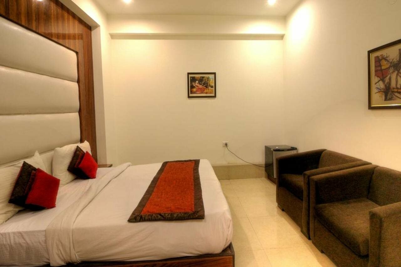 Фото Hotel Impress