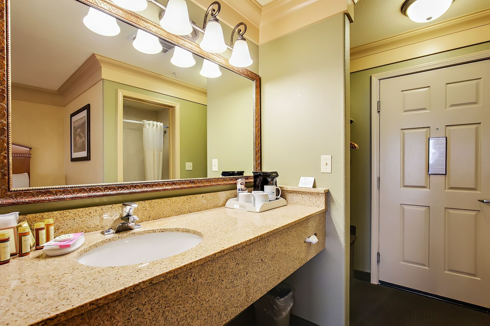 Фото Beachcomber Motel Fort Bragg