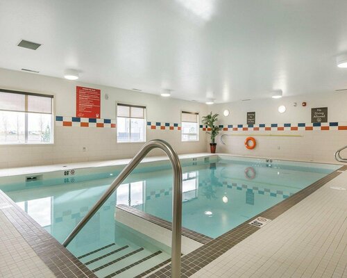 Гостиница Les Suites Victoria в Гатино