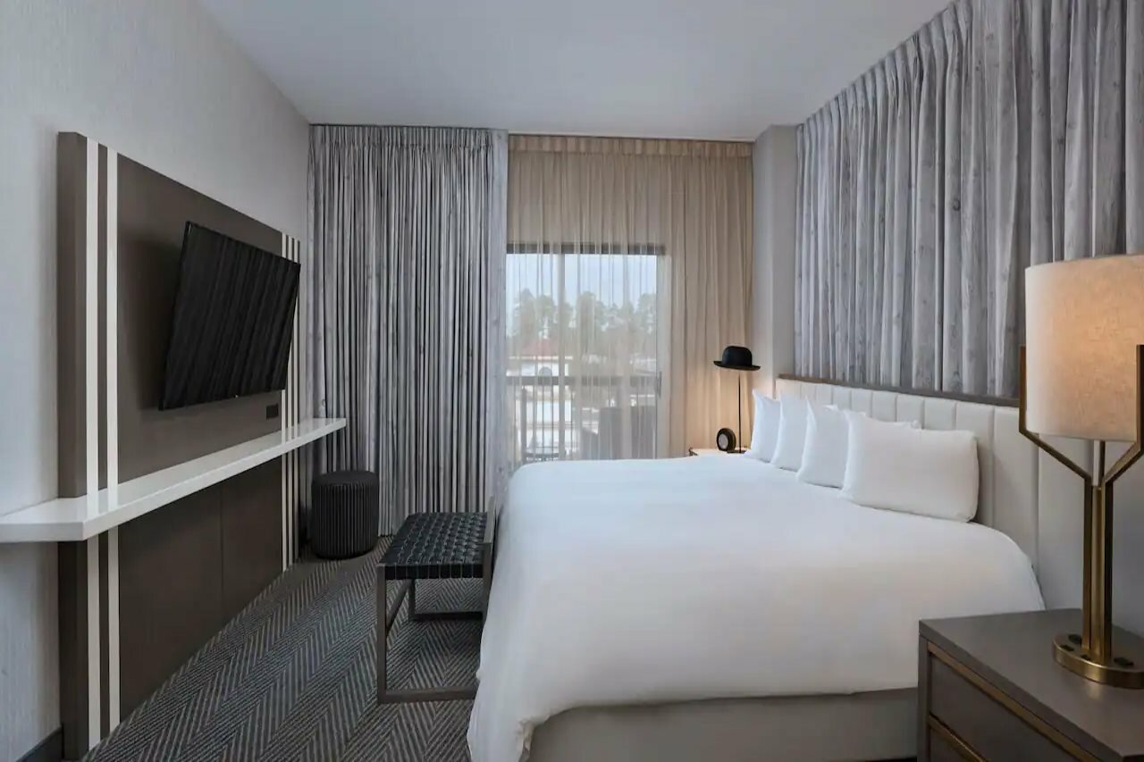 Фото Hyatt Centric The Woodlands