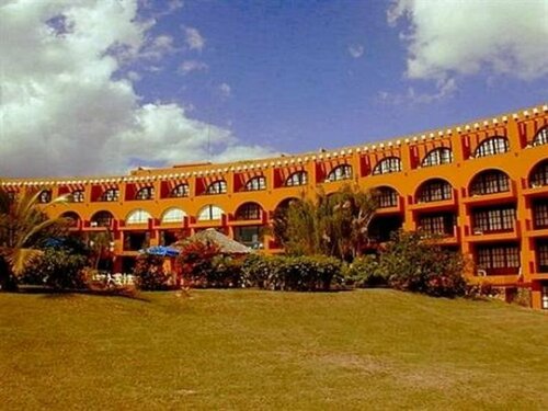Гостиница Uxmal Resort Maya