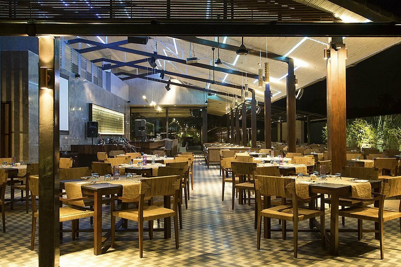 Фото Novotel Goa Candolim Hotel
