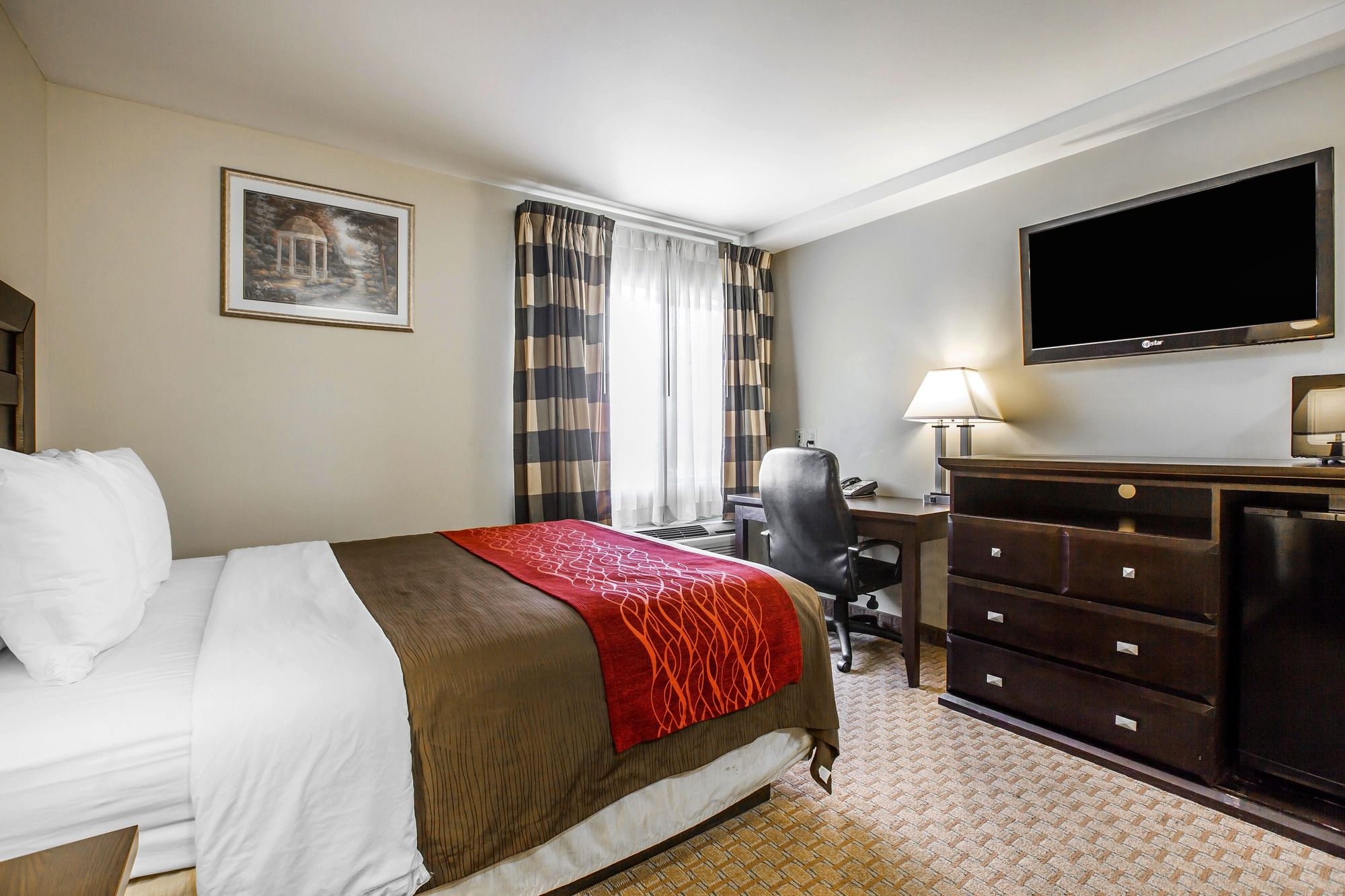 Фото Comfort Inn Monterey Park - Los Angeles