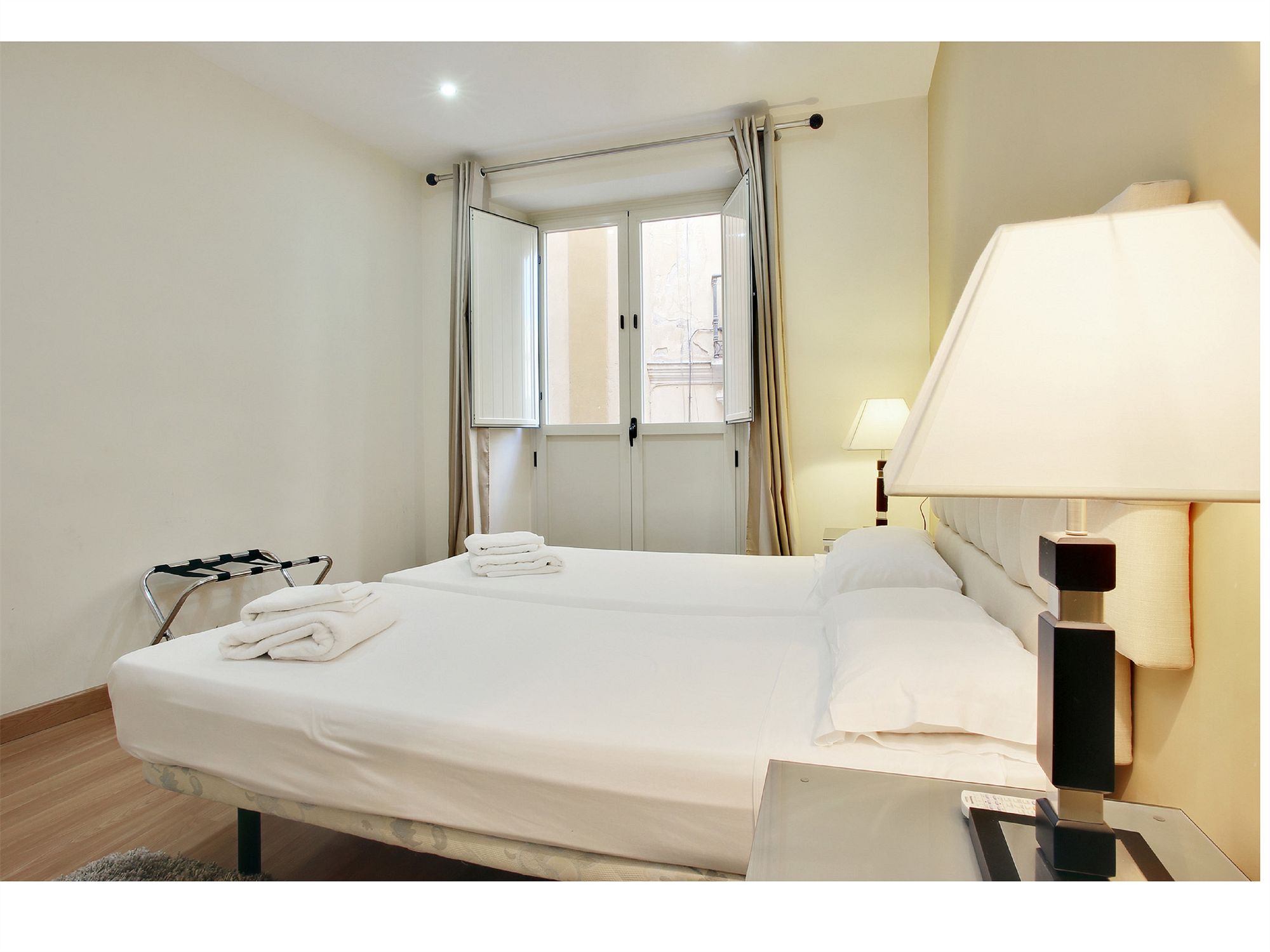 Фото Apartamentos Unisierra