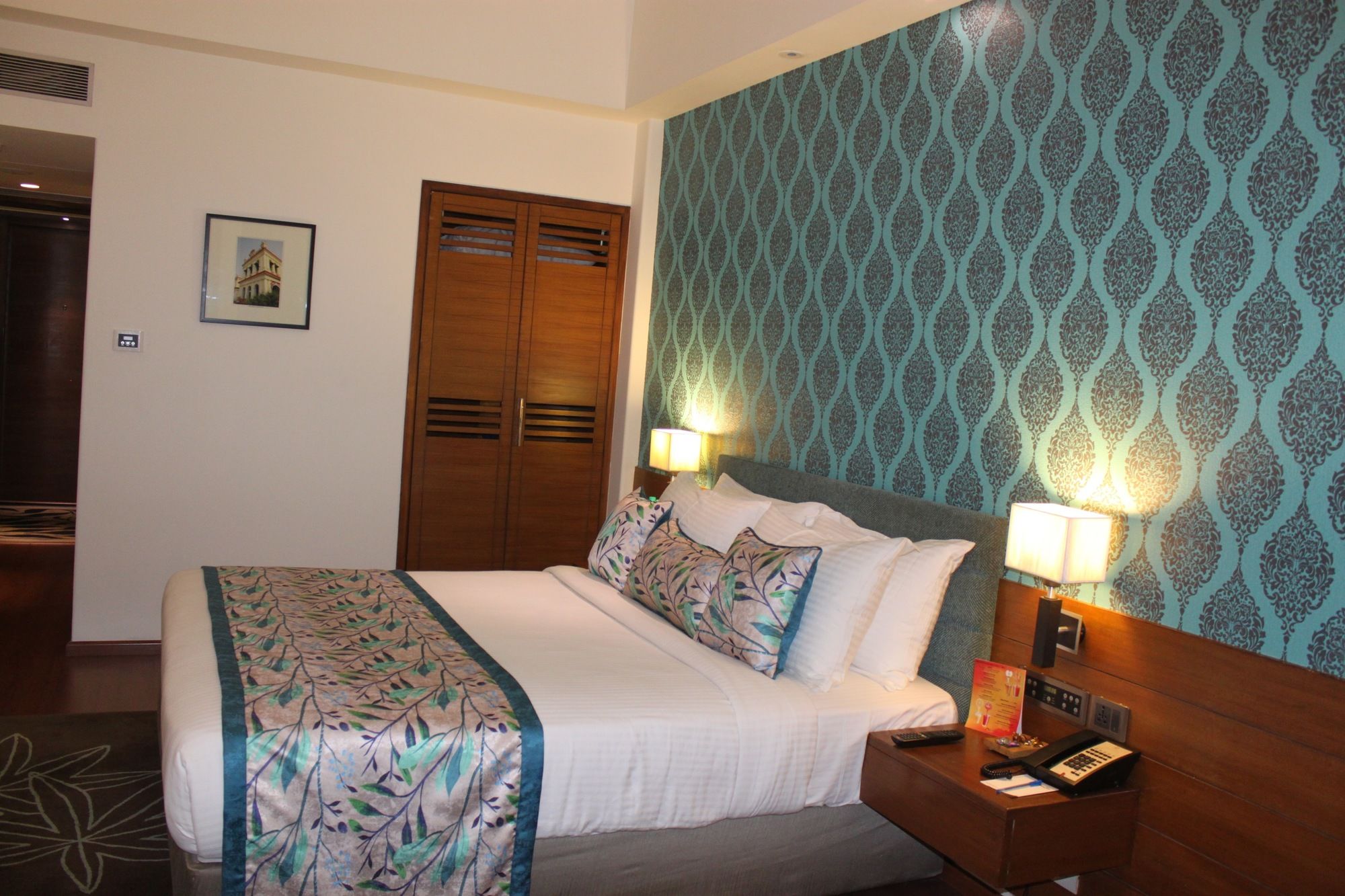 Фото Hotel Maurya
