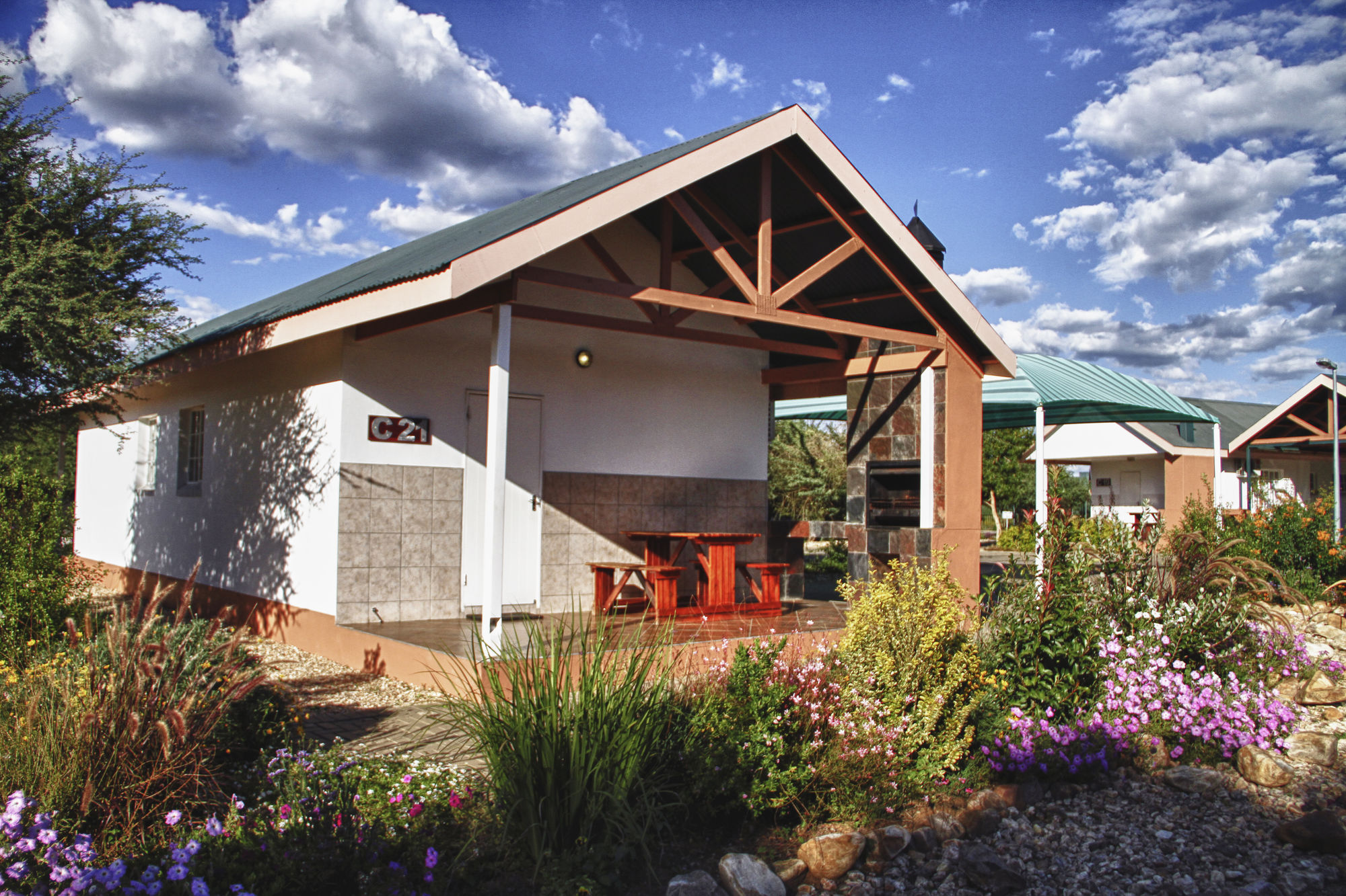 Фото Arebbusch Travel Lodge