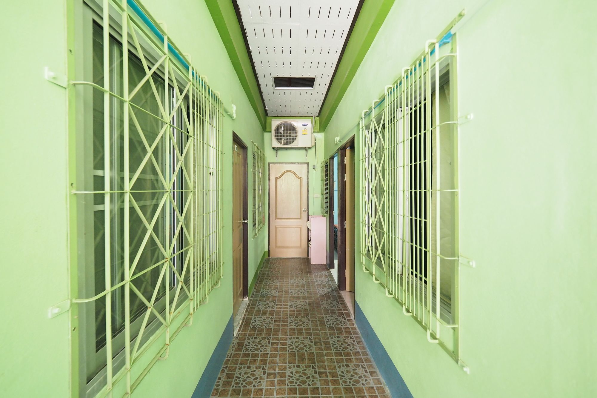 Фото Popeye Guesthouse