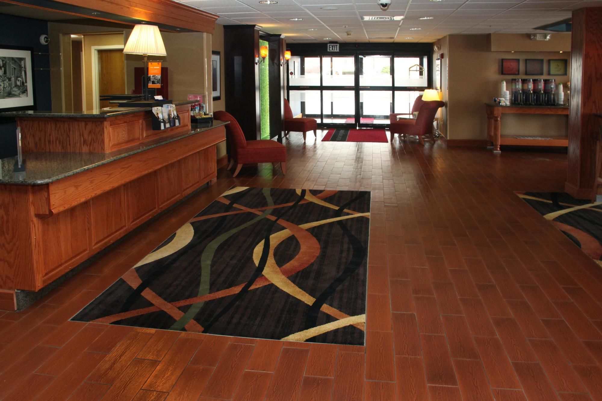 Фото Hampton Inn Lebanon