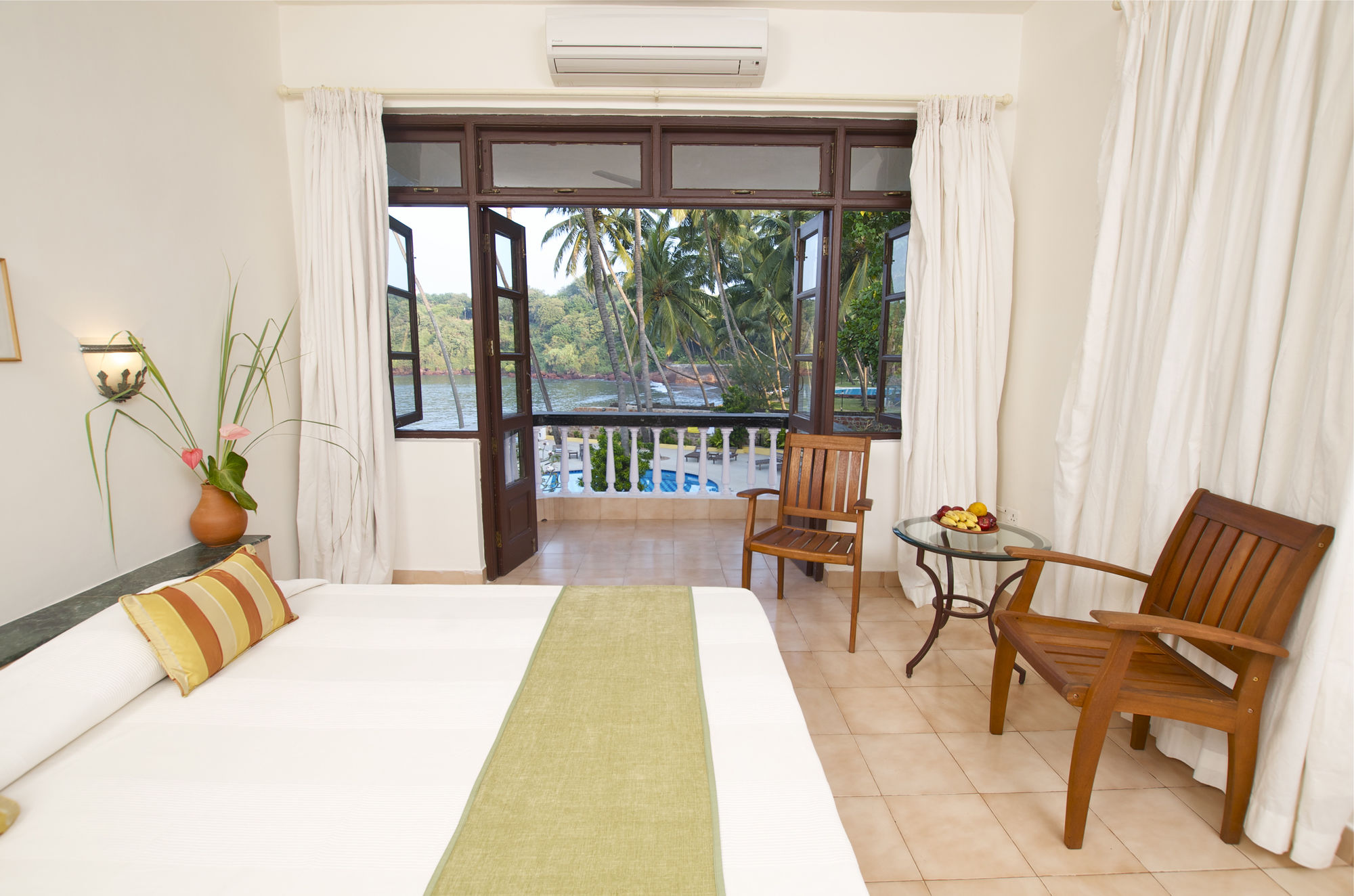 Фото O Pescador an Indy Resort