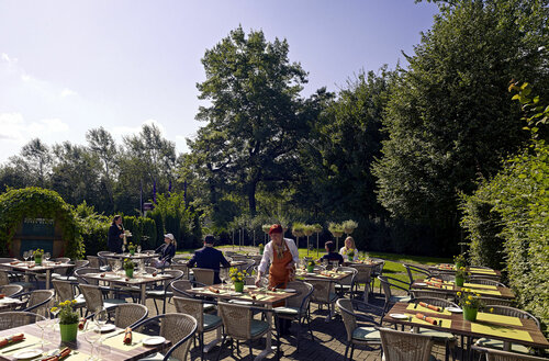 Гостиница Mercure Tagungs & Landhotel Krefeld в Мёрсе