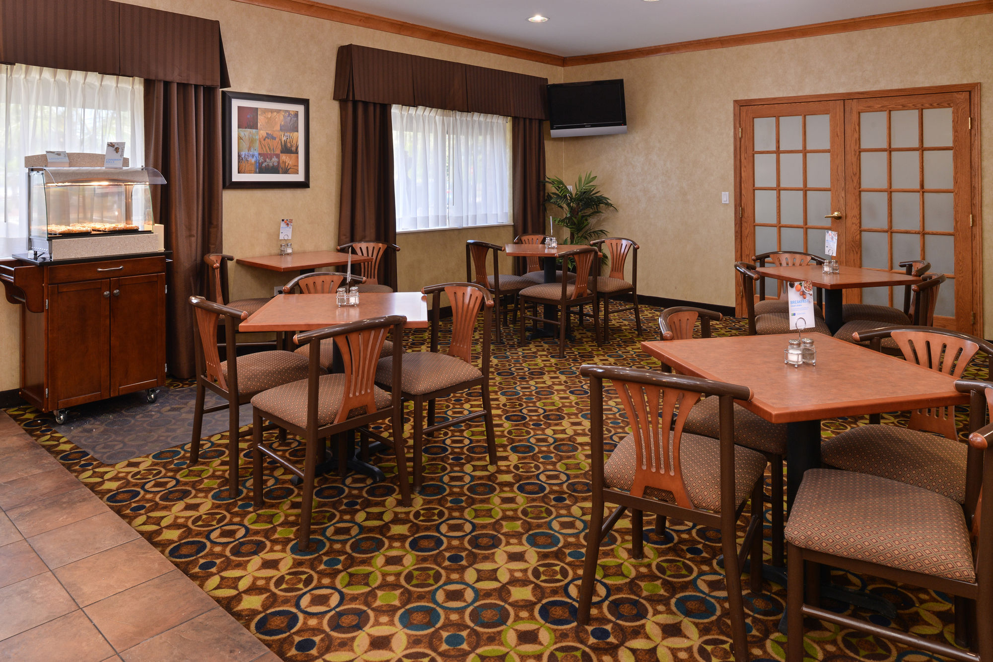 Фото Clarion Pointe Medford