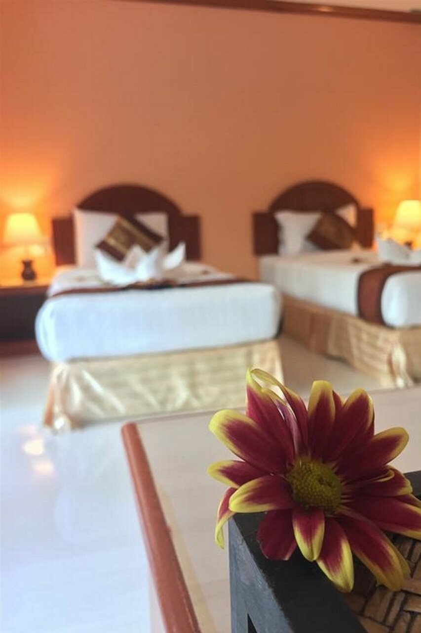 Фото Aonang Village Resort by Bunk