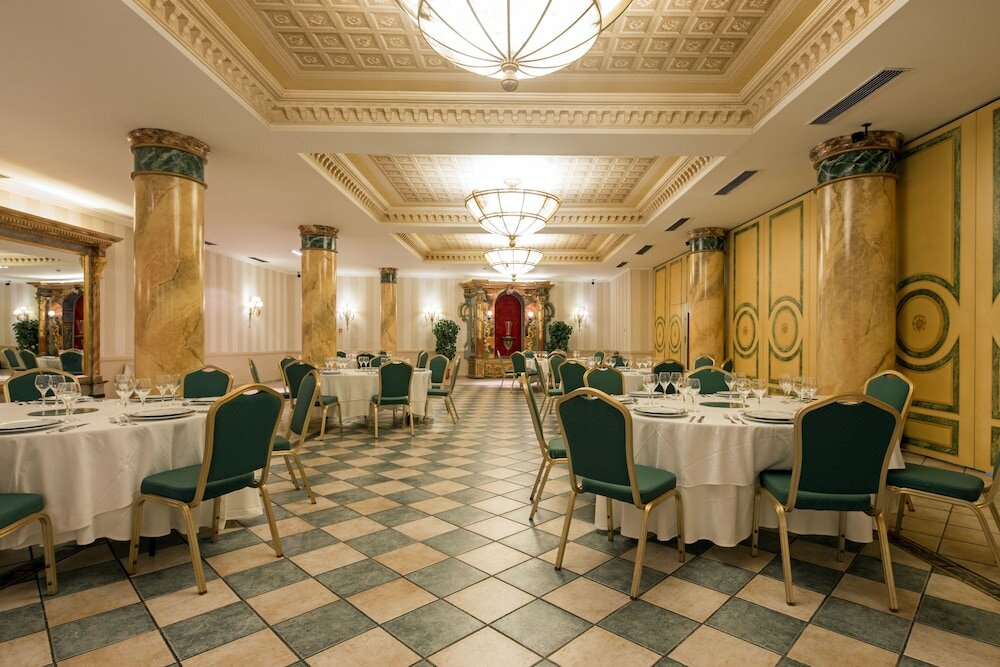 Фото Exe Reina Isabel